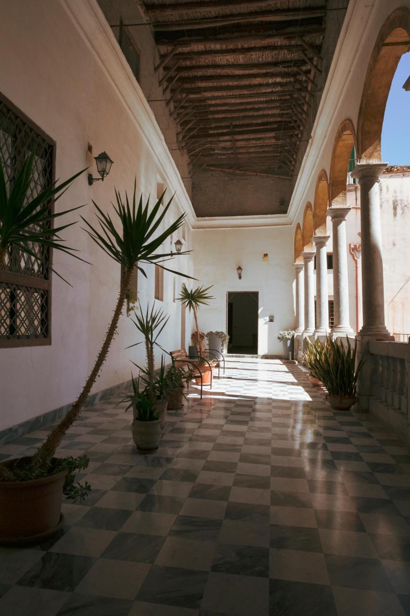 B&B Palazzo Corvino Palermo Exterior foto